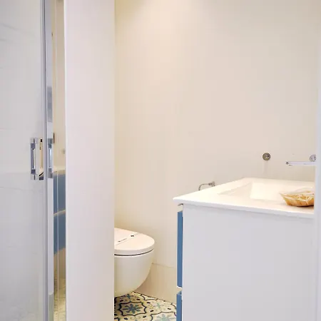 Appartement Arce I 26 - Beachfront With Stunning Sea Views & Pool *