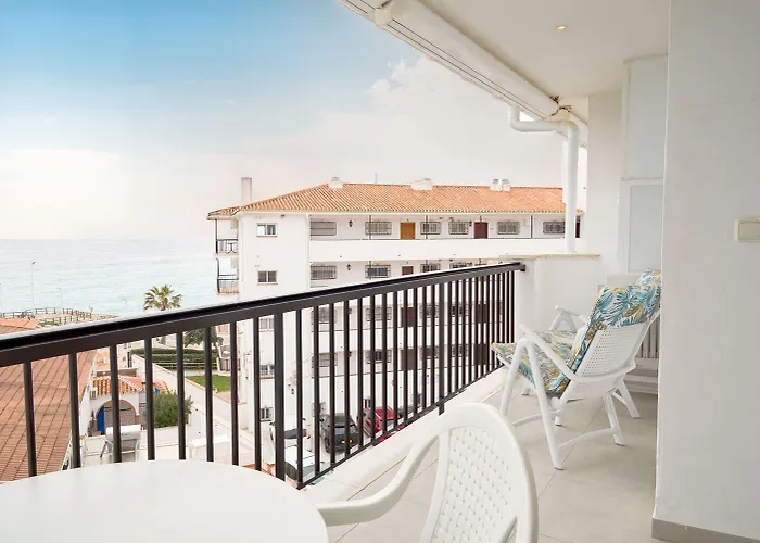 Arce I 26 - Beachfront With Stunning Sea Views & Pool Appartement Nerja