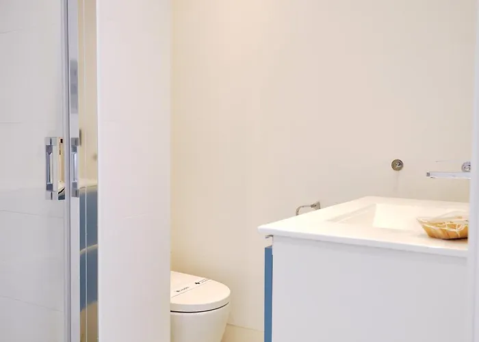 Appartement Arce I 26 - Beachfront With Stunning Sea Views & Pool *